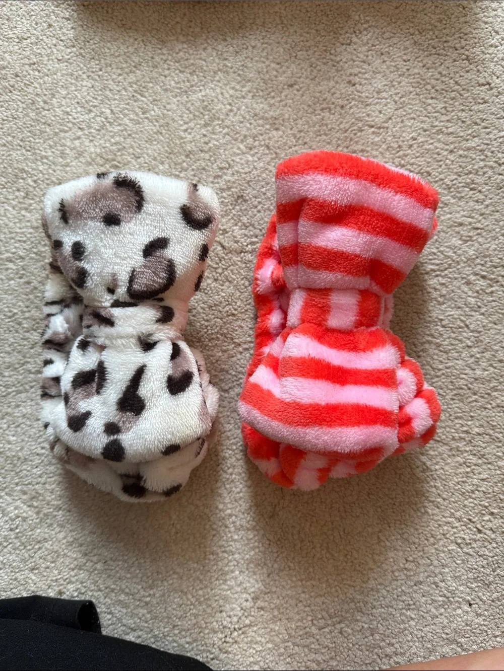 Plush makeup headbands - Pink Stripe and White Leopard Set